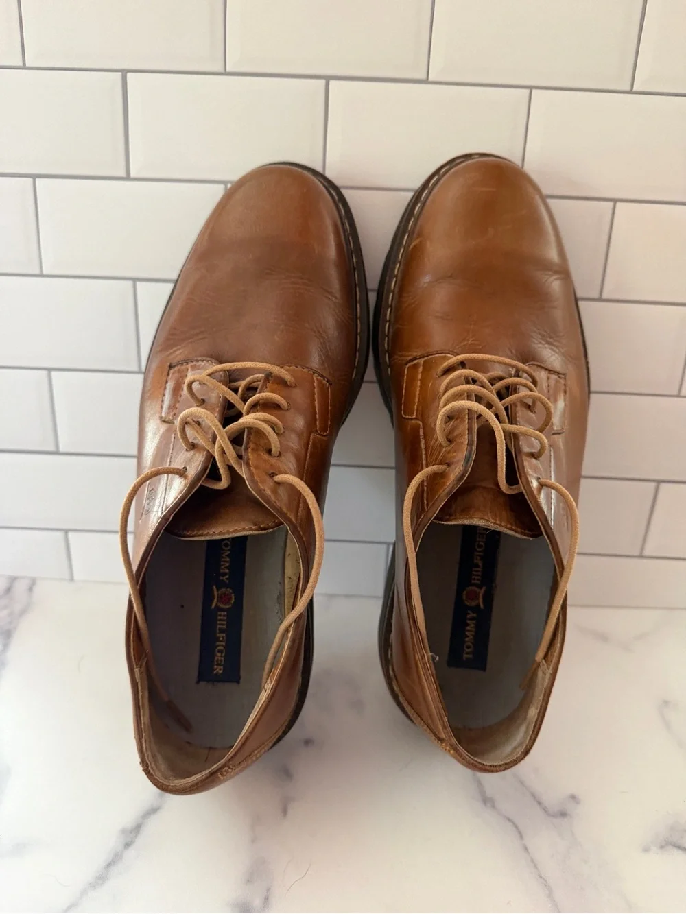 Tommy Hilfiger Men’s Brown Leather Derby Shoes Size 9 Lug Sole Lace Up
